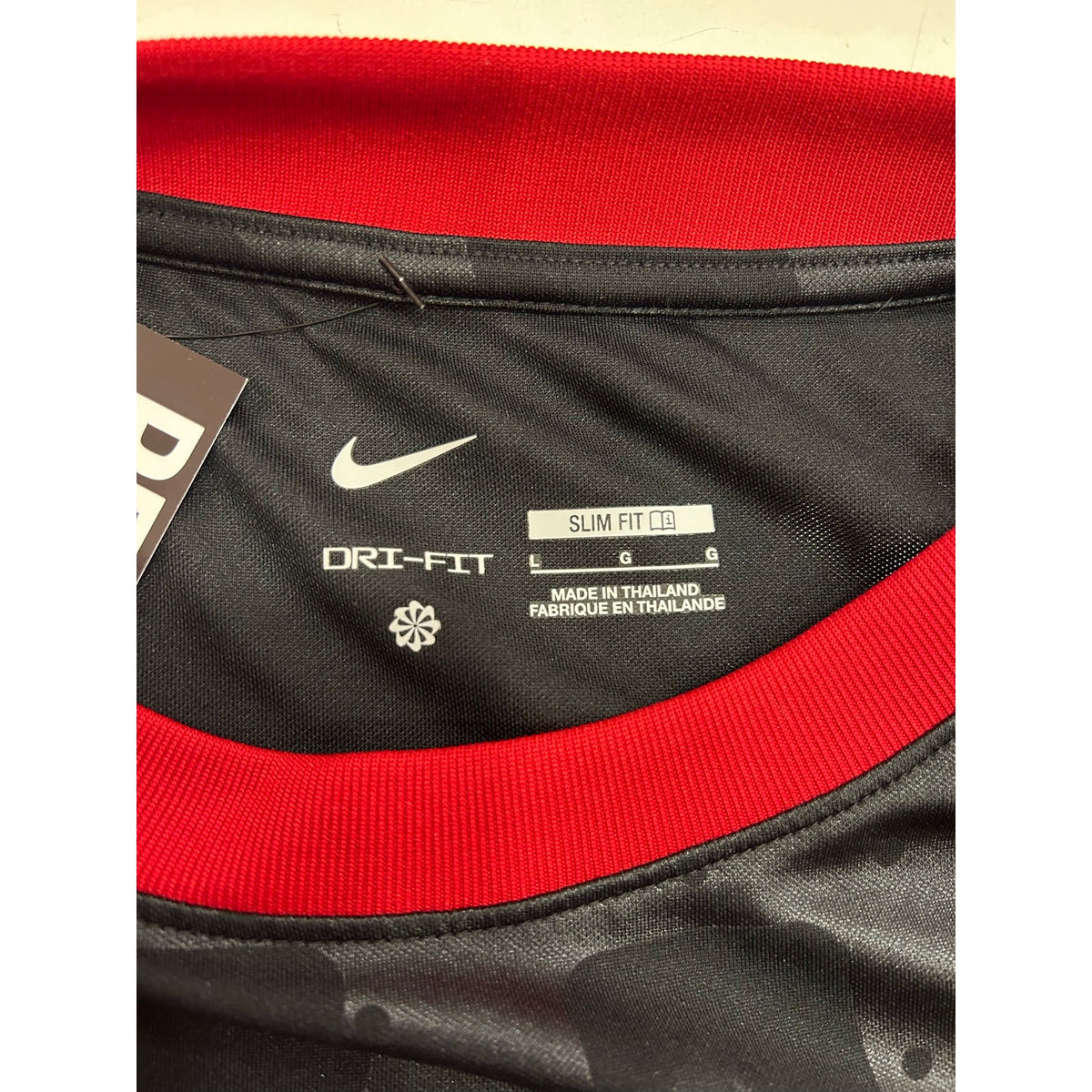 Liverpool F.C. Nike Airmax 95 Black Pre Match 2025 Jersey Size Large