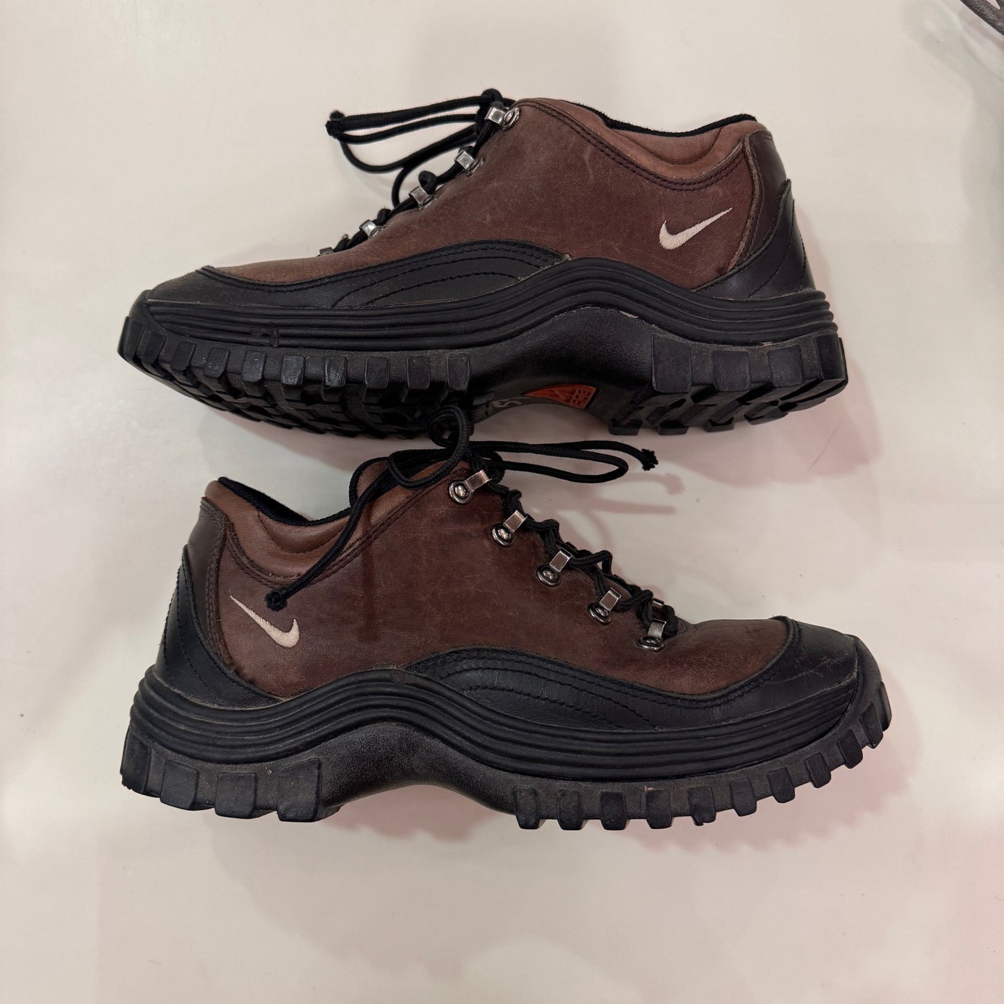 Vintage 1997 Nike ACG Hiking Shoe Sawtooth Y2K Brown Chunky Shoes Size 7.5 M / 8.5W