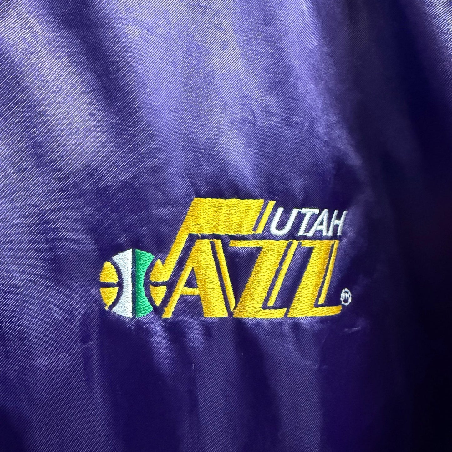 Vintage 1980s Utah Jazz Satin Bomber Jacket NBA Embroidered Large Basketball